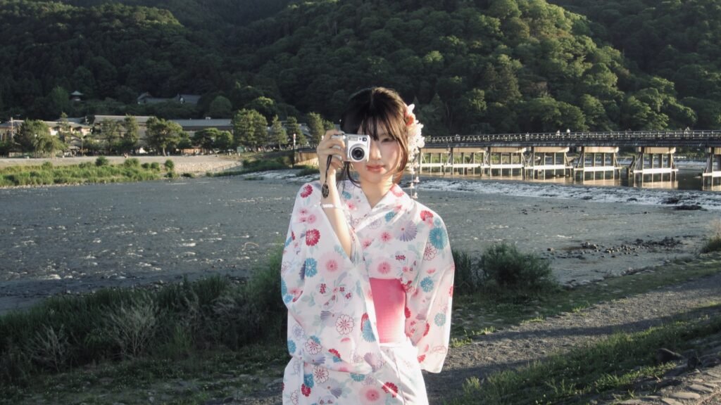 A Complete Guide to Japanese Kimono & Yukata Styles
